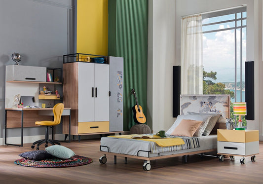 Cool 3-türiger Kleiderschrank